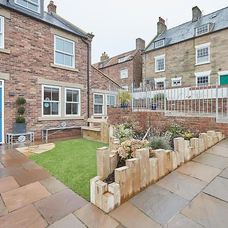 Sherlock Cottage Whitby Esterno foto